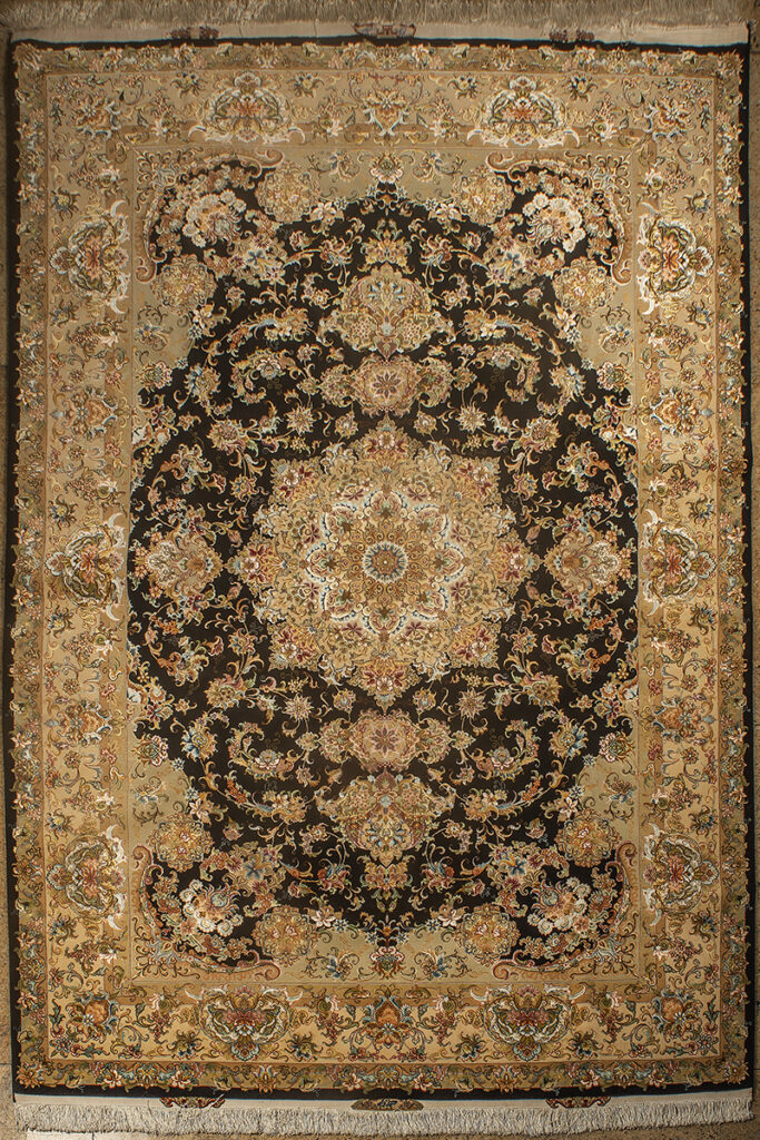 Introducing the Handmade Tabriz Medallion Rug. handwoven rug