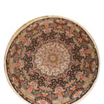 Handmade round rug from Tabriz​