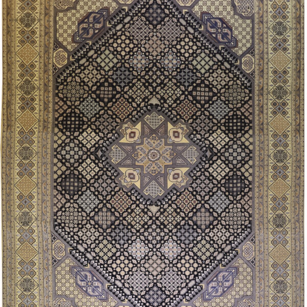 brand new Handmade medallion Rug from Naeen. handwoven rug