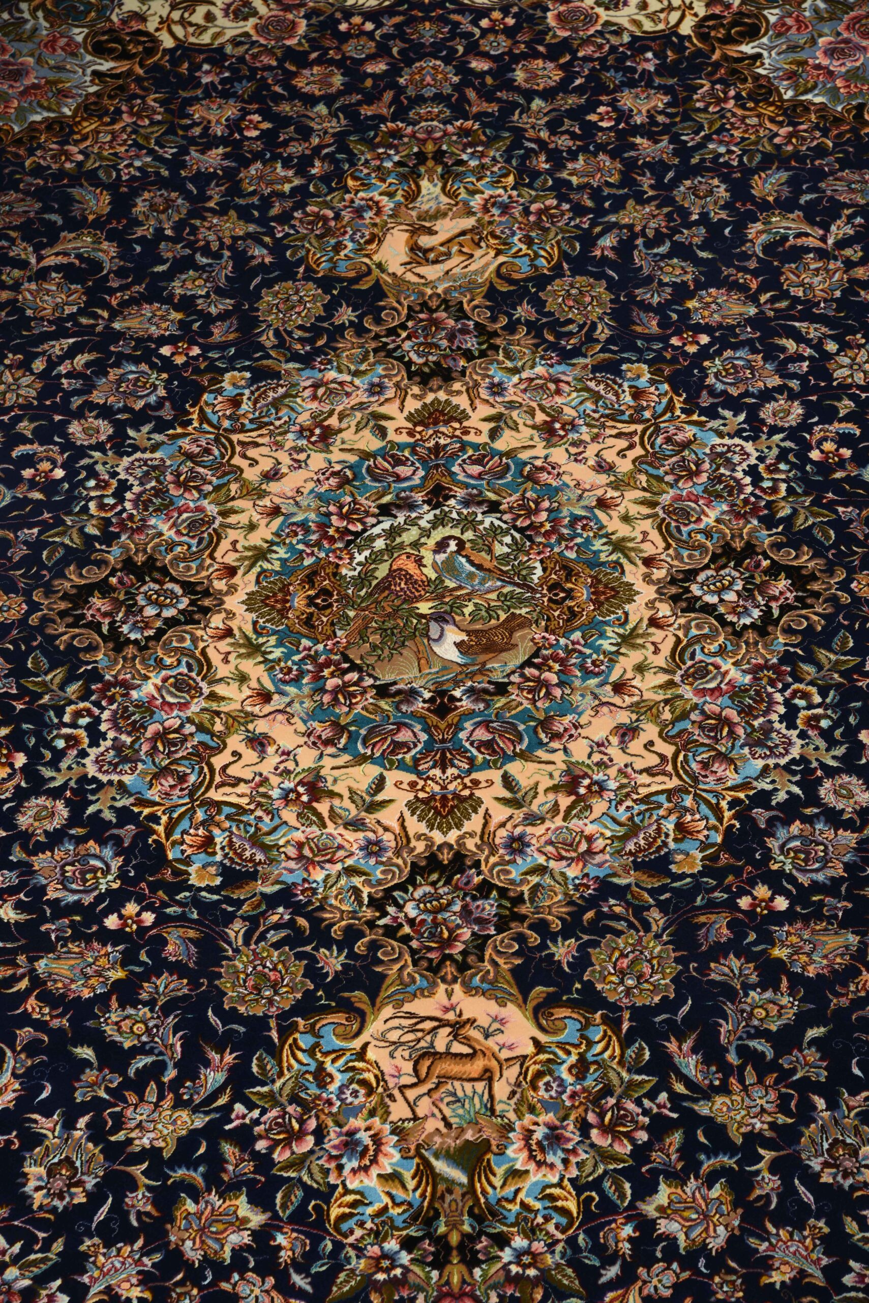 Discover the Beauty of Our Brand New Handmade Rug from Tabriz 3